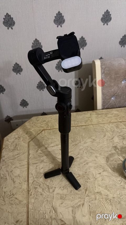 Məhsul: Smartfon üçün 3 oxlu əl stabilizatoru (gimbal) + LED işıq + — Bakı
