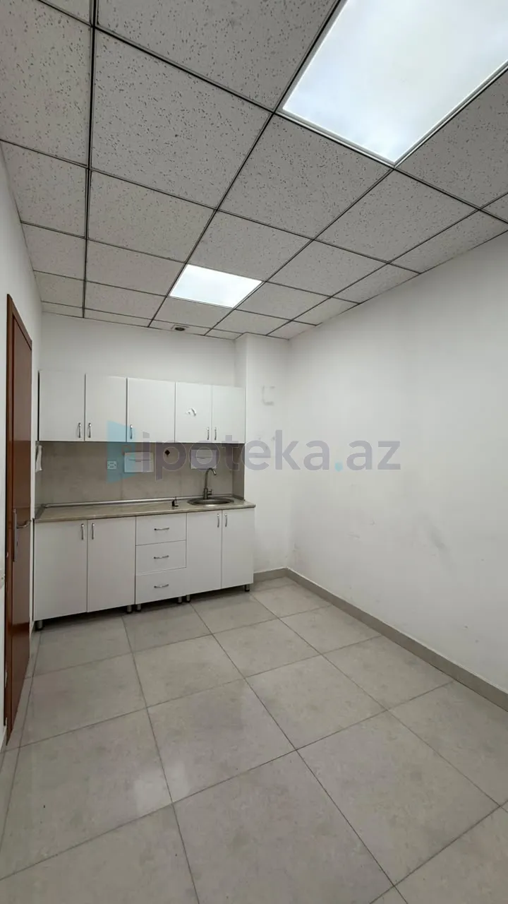 6 Otaq, Ofislər, Nəsimi r., 200.00 m² — Ofis, Bakı (7)