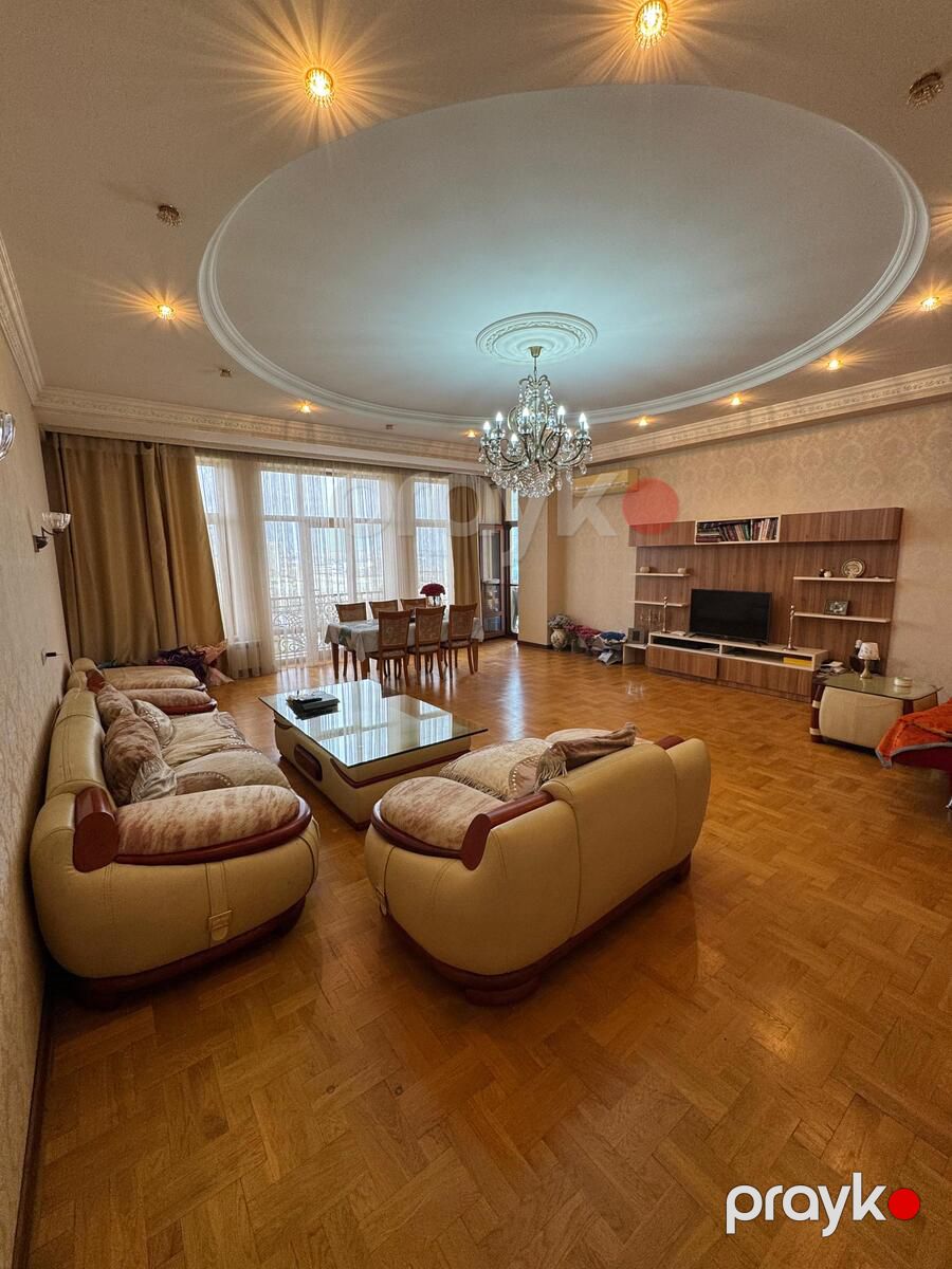 Satılır 3 otaqlı yeni tikili 175 m² — Mənzil, Bakı (2)