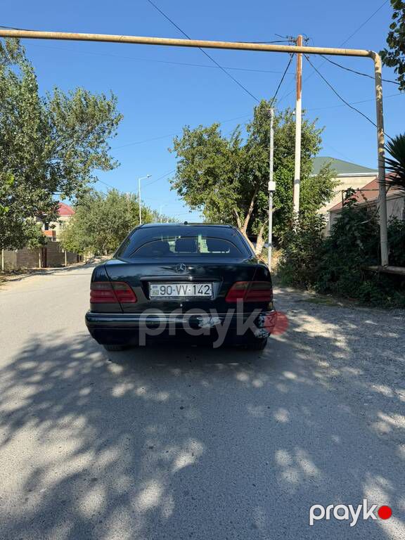 Mercedes E 320, 3.2 L, 1999 il, 495 000 km — Avtomobillər, Bakı (2)