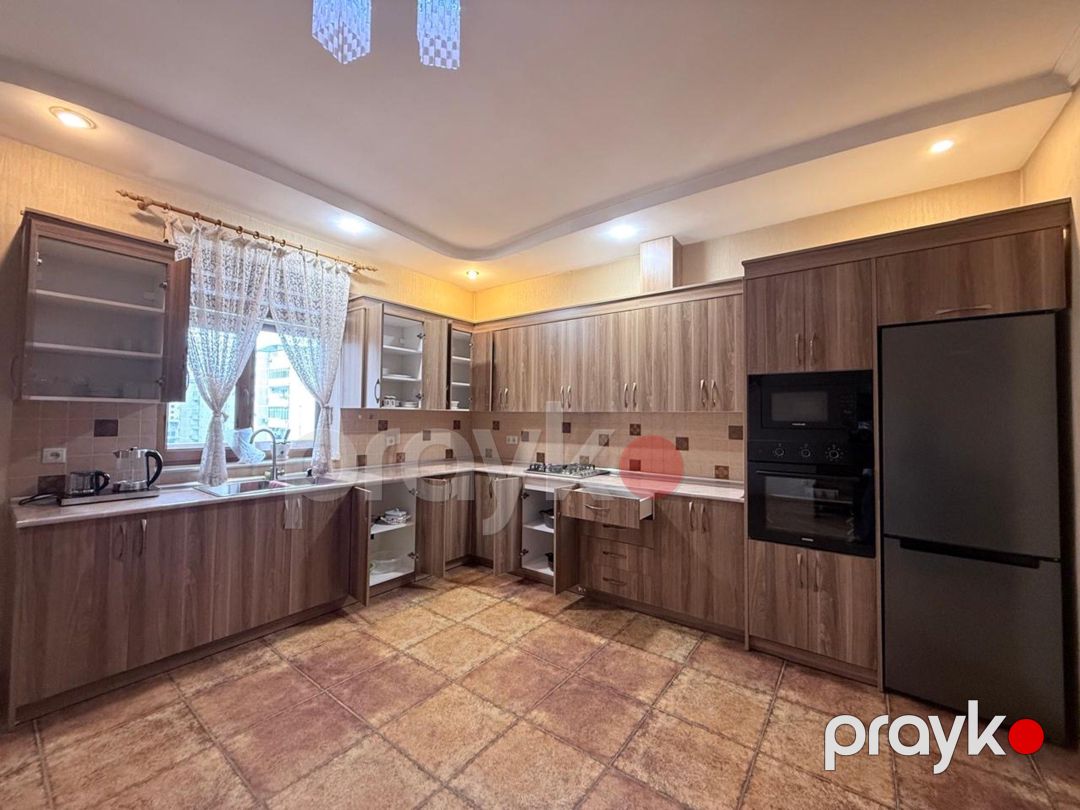 İcarəyə verilir 4 otaqlı yeni tikili 200 m² — Mənzil, Bakı (11)