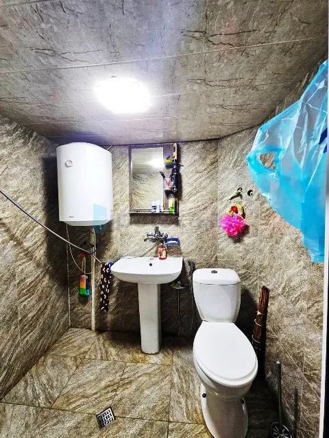Satılır: 2 Otaq, Köhnə tikili, Nizami r., 8-ci km q., 32.00 m² — Mənzil, Bakı (4)