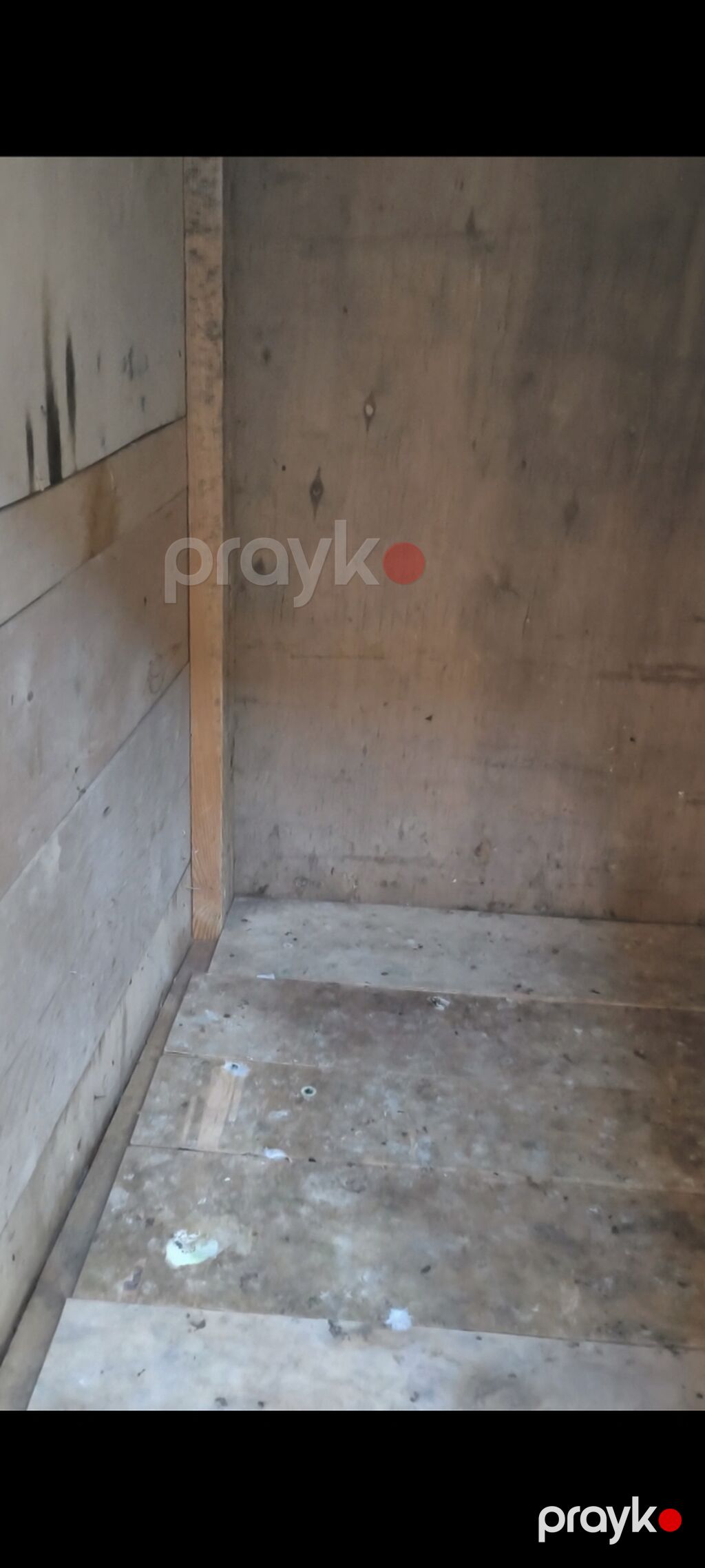 Taxta quşxana /it yuvası kimide istifadə oluna bilər .Real alıcıynan — Kunalar, Xırdalan (3)
