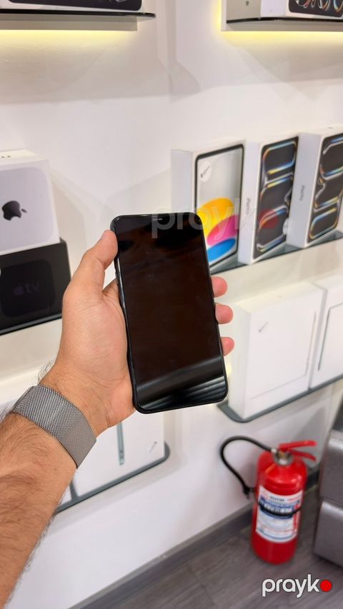 Apple iPhone 11 Pro Max Space Gray 256GB/4GB — Bakı