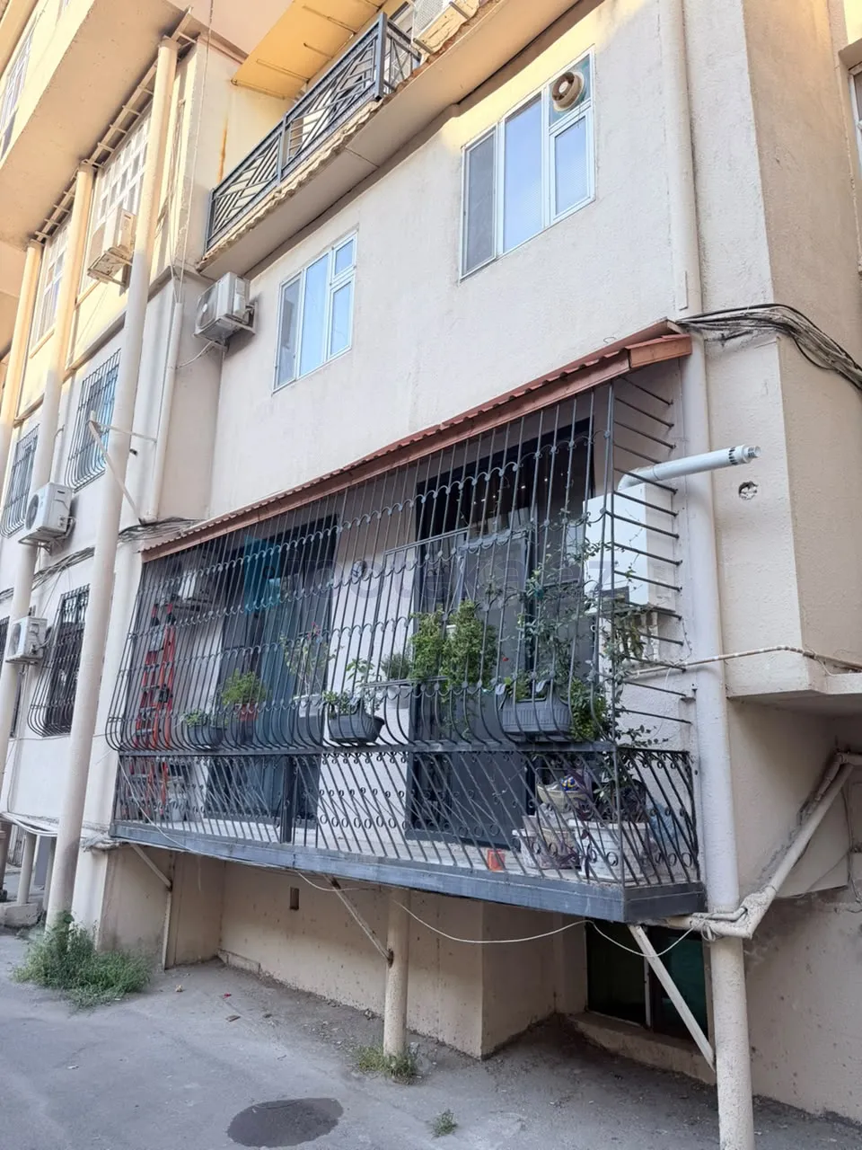 Satılır: 3 Otaq, Köhnə tikili, Yasamal r., 88.00 m² — Mənzil, Bakı (3)