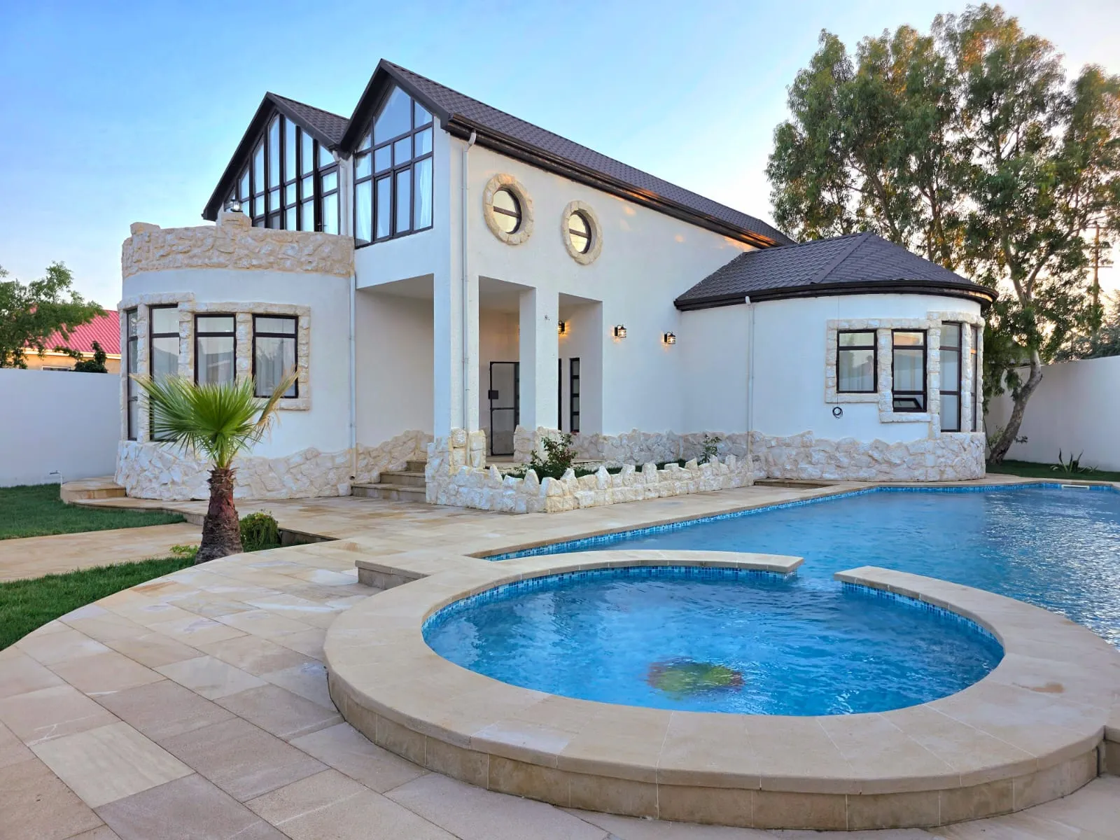Şüvəlan, 5 otaqlı Villa satılır - 250 m², 1 mərtəbə, 8 sot — Bakı