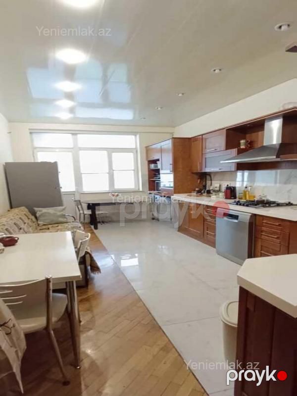Satılır 4 otaqlı Bina evi menzil (Yeni tikili), 202 m², Yasamal rayonu — Mənzil, Bakı (8)