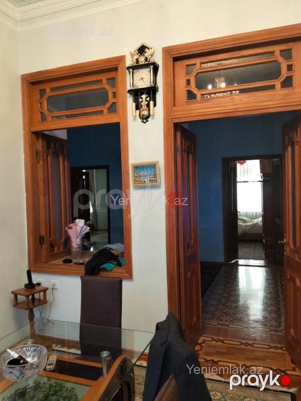 Satılır 7 otaqlı Bina evi menzil (Köhnə tikili), 320 m², Nəsimi rayonu — Mənzil, Bakı (7)