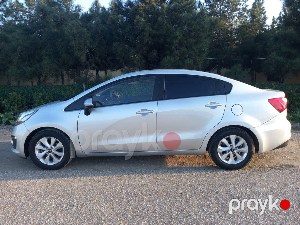 Kia Rio, 1.4 L, 2017 il, 130 000 km — Avtomobillər, Bakı (4)