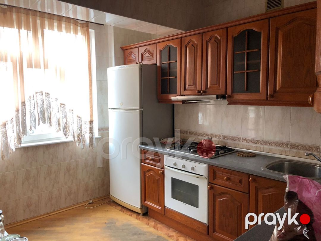 İcarəyə verilir 5 otaqlı köhnə tikili 130 m² — Mənzil, Bakı (11)