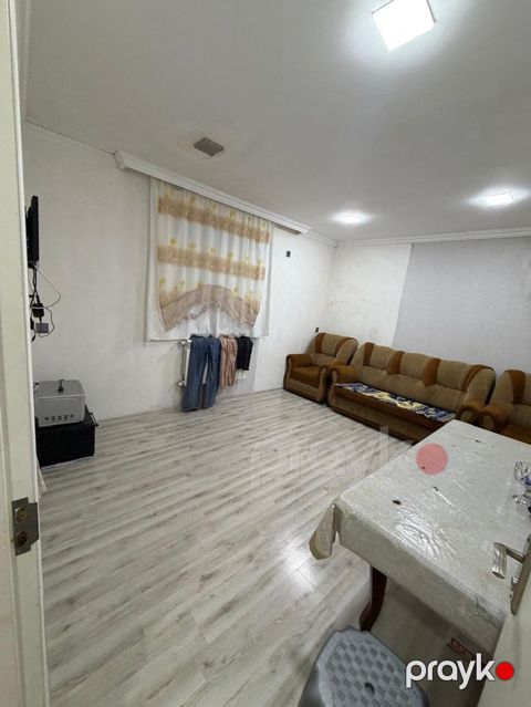 2 Otaqlı EV Kirayə Verilir — 500 AZN Çox mərkəzi və əlverişli — Masazır