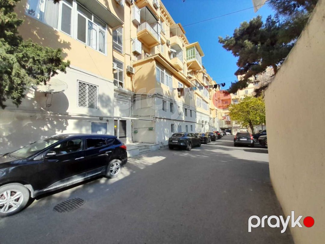 Satılır 3 otaqlı köhnə tikili 95 m² — Mənzil, Bakı (2)