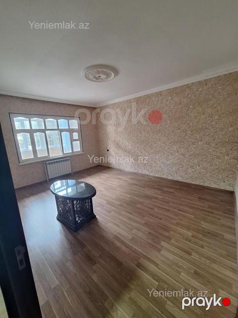 Satılır 3 otaqlı Bina evi menzil (Köhnə tikili), 72 m², 10-cu mikrorayon — Sumqayıt