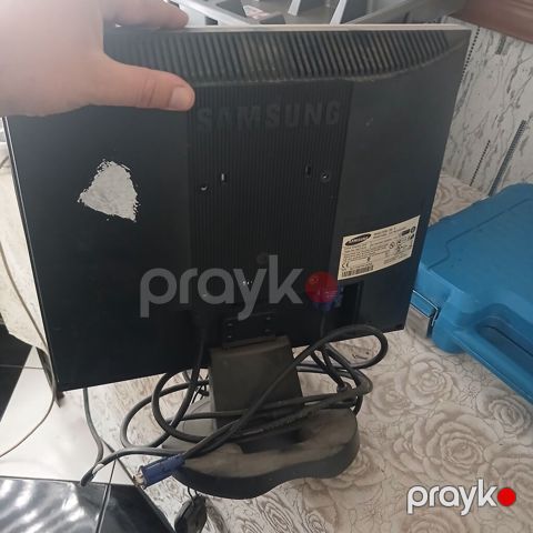 Samsung 720N LCD monitor - Model: 720N (Model Code: LS17MJVKS/XSG) — Digah