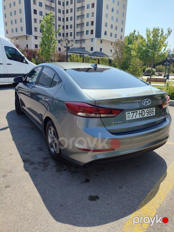 Hyundai Avante, 1.6 L, 2016 il, 200 000 km — Avtomobillər, Bakı (2)
