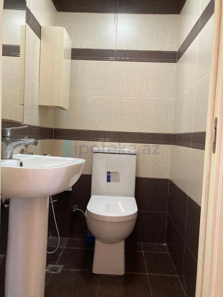 Satılır: 3 Otaq, Köhnə tikili, Nizami r., 75.00 m² — Mənzil (11)