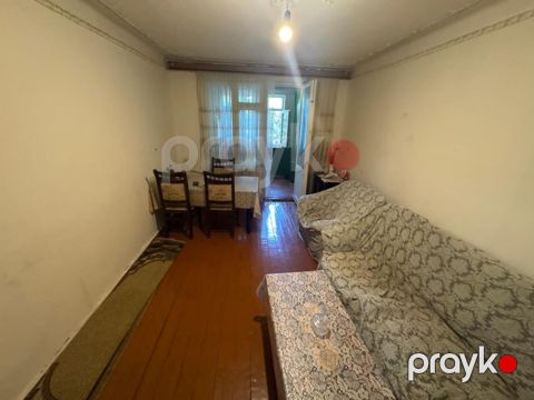 Satılır 3 otaqlı köhnə tikili 65 m² — Bakı