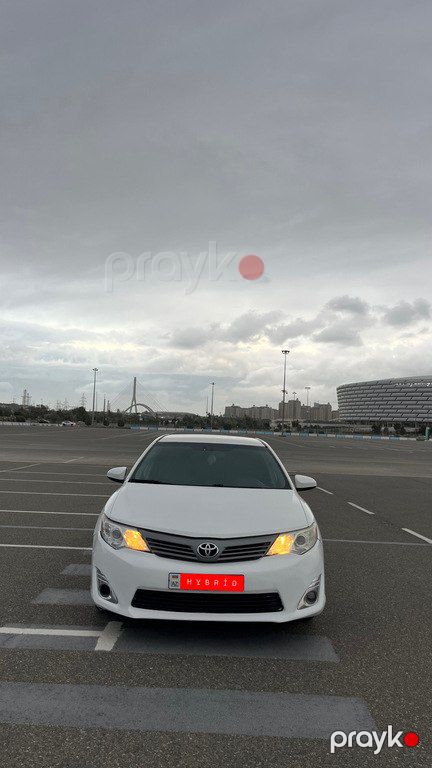 Toyota Camry, 2.5 L, 1.6 kWh, 2013 il, 340 000 km — Bakı