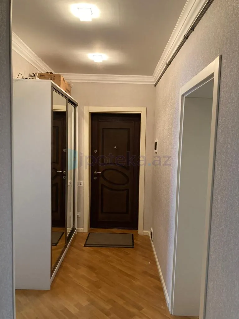 Satılır: 3 Otaq, Köhnə tikili, Nizami r., 75.00 m² — Mənzil (10)