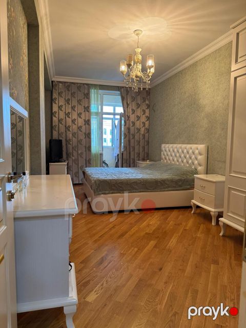 Satılır 3 otaqlı yeni tikili 120 m² — Bakı