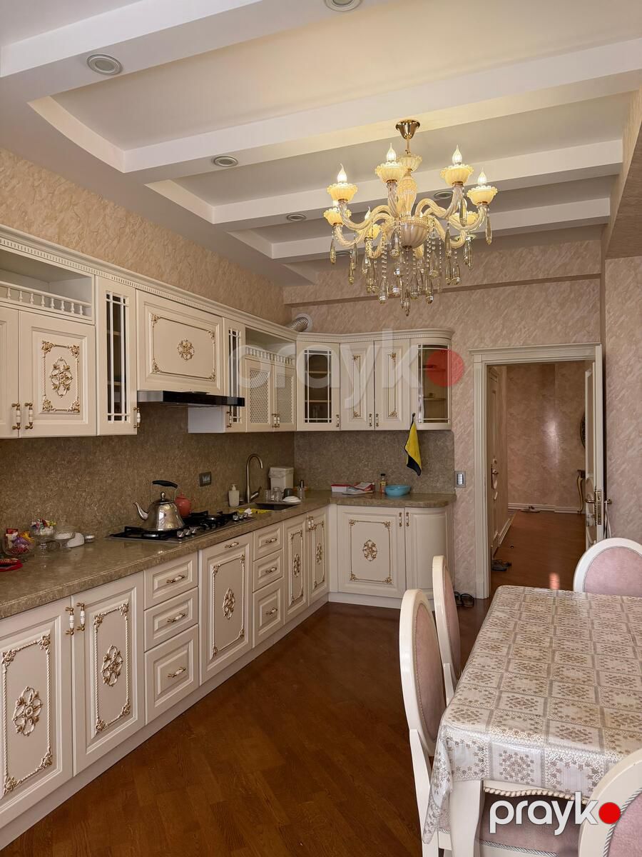Satılır 4 otaqlı yeni tikili 180 m² — Mənzil, Bakı (2)
