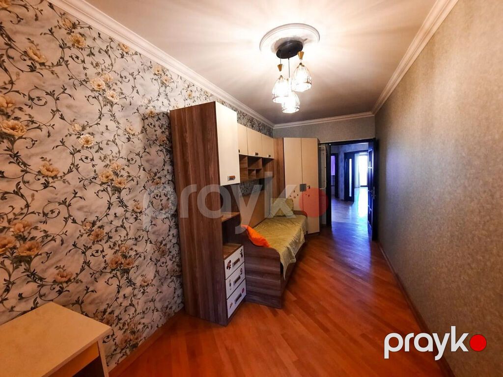 Təmirdən sonra çox az yaşayış olub. 130 kv, 3 otaqlı və tam təmirli — Mənzil, Bakı (9)
