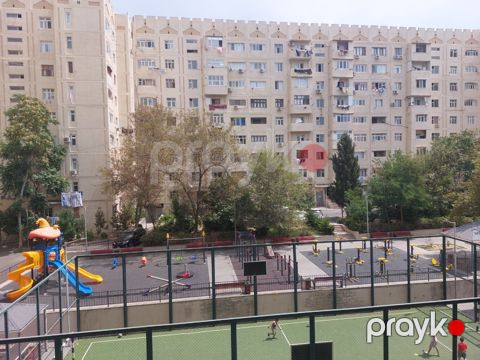 Satılır 2 otaqlı köhnə tikili 60 m² — Bakı