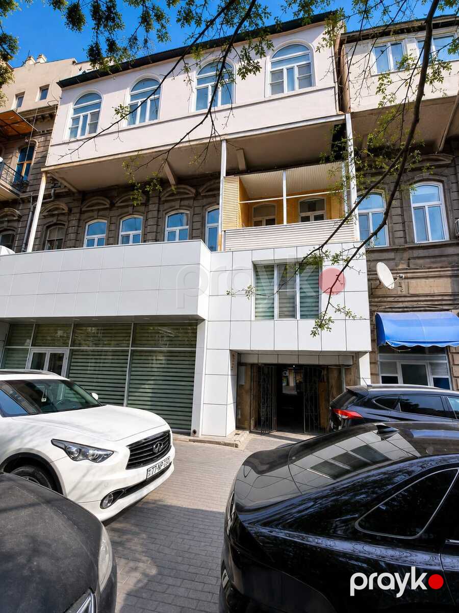 Satılır 3 otaqlı köhnə tikili 128 m² — Mənzil, Bakı (4)