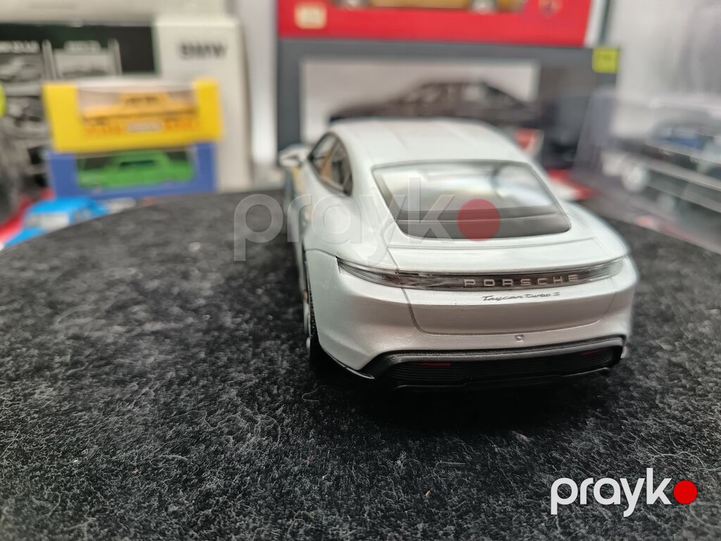 Porsche, 2026 il, 1:24, Dəmir, Ünvandan götürmə — Modellar, Masazır (2)