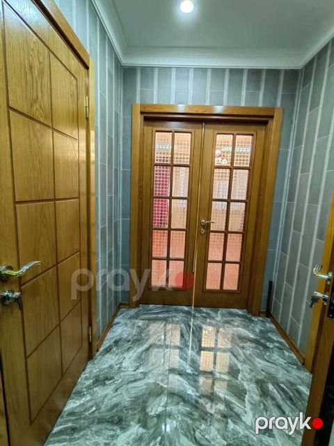 İcarəyə verilir 3 otaqlı köhnə tikili 100 m² — Bakı