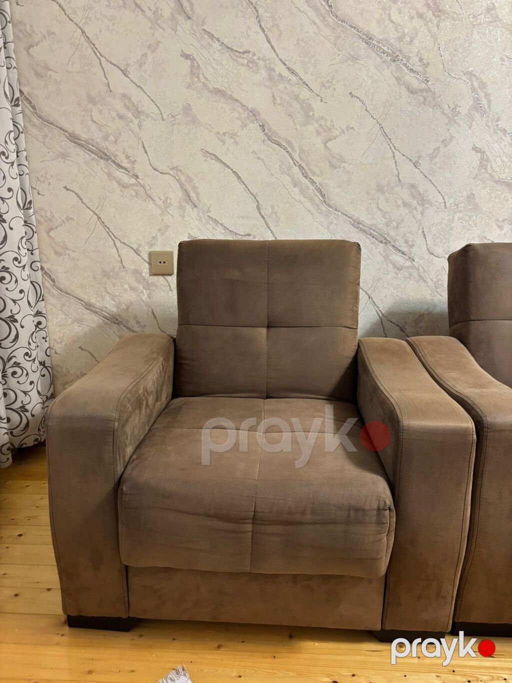 Divan dəsti Madeyra Satılır 280₼ Hər biri açılır baza var Ünvan Hövsan — Divanlər, Bakı (4)