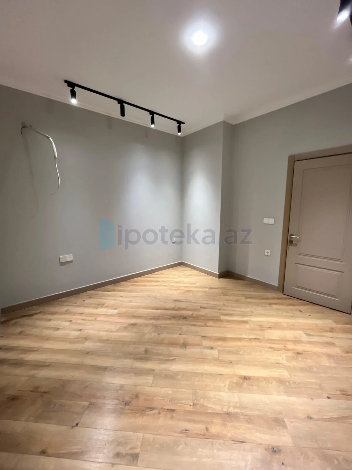 Satılır: 2 Otaq, Yeni tikili, Binəqədi r., 7-ci mkr q., 58.00 m² — Məhəmməd Bəy