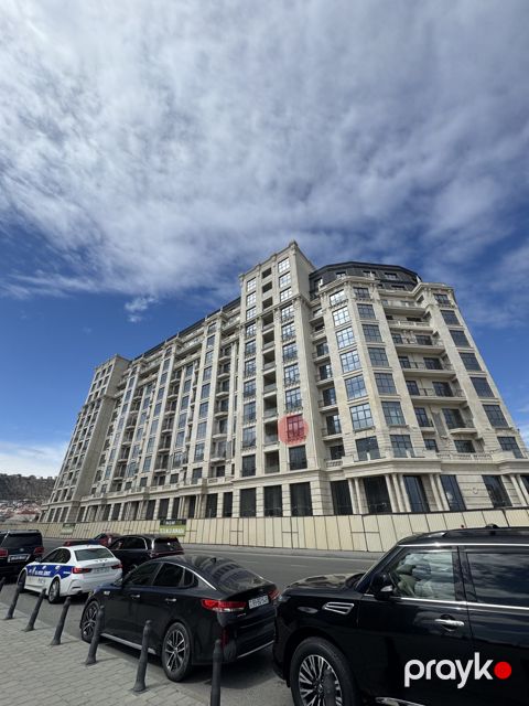 Satılır 3 otaqlı yeni tikili 160 m² — Bakı