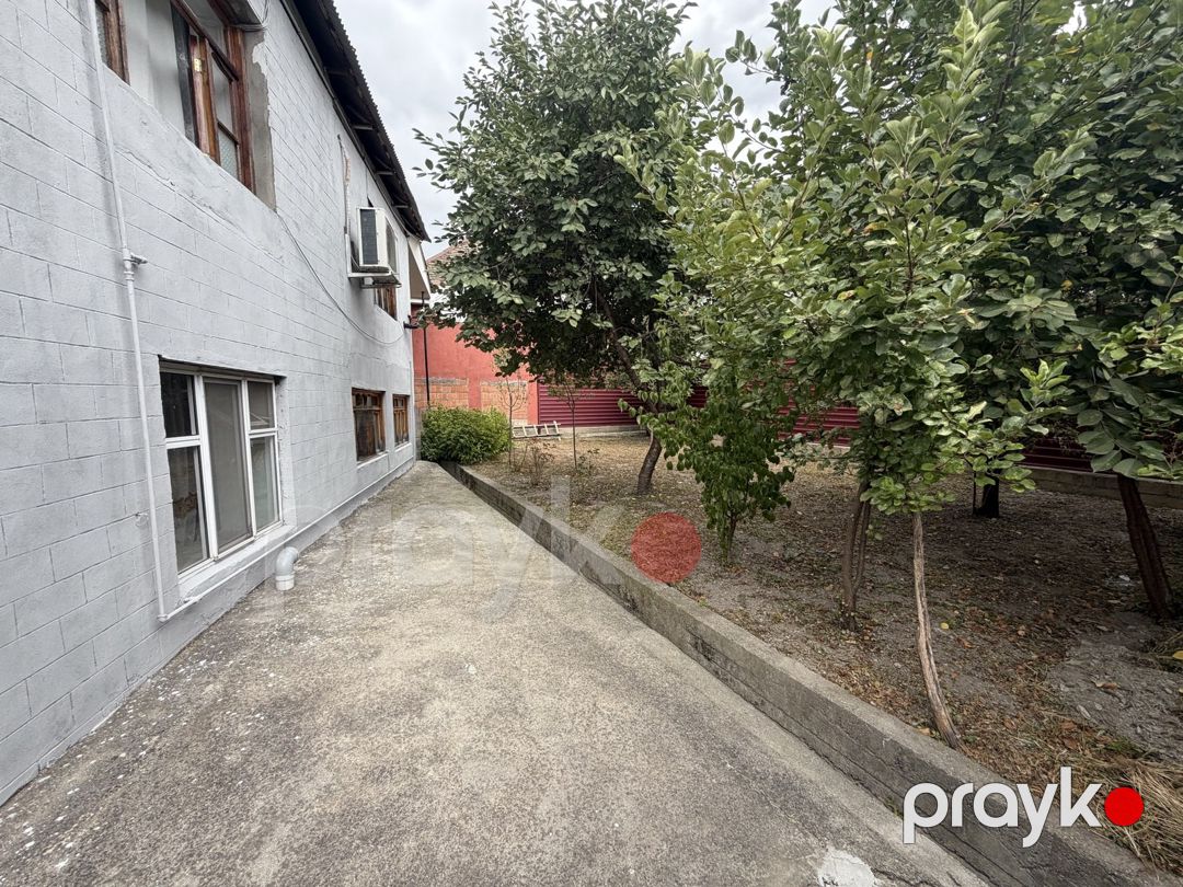 Satılır 9 otaqlı həyət evi/bağ evi 200 m² — Ev, villa, Şəki (3)
