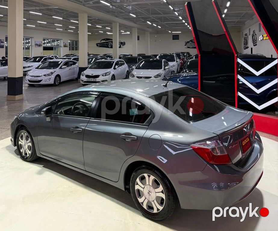 Honda Insight, 1.5 L, 0.58 kWh, 2011 il, 440 000 km — Avtomobillər, Sumqayıt (9)