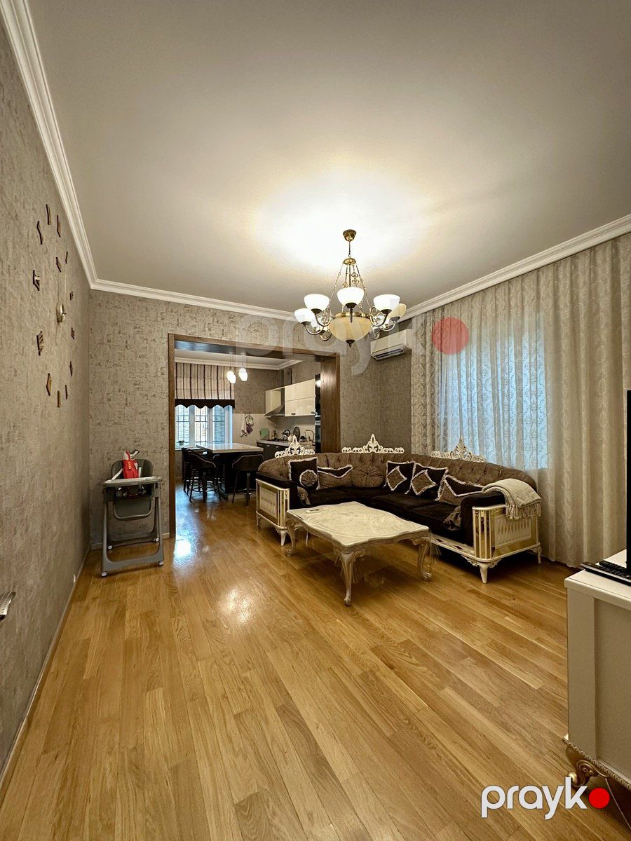 Satılır 6 otaqlı həyət evi/bağ evi 300 m² — Ev, villa, Bakı (7)
