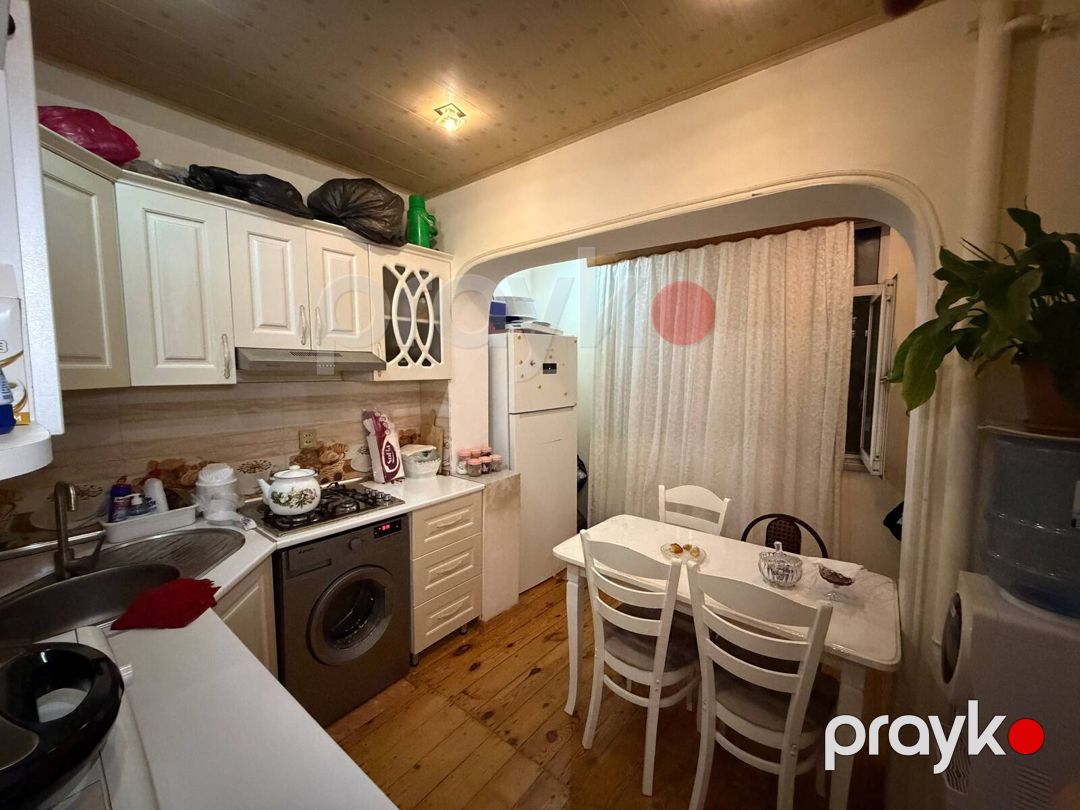 Satılır 2 otaqlı köhnə tikili 65 m² — Mənzil, Bakı (5)