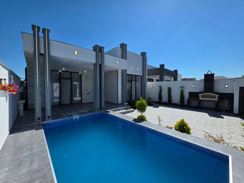 Şüvəlan, 4 otaqlı Həyət evi satılır - 150 m², 1 mərtəbə, 2.8 sot — Ev, villa, Bakı (2)