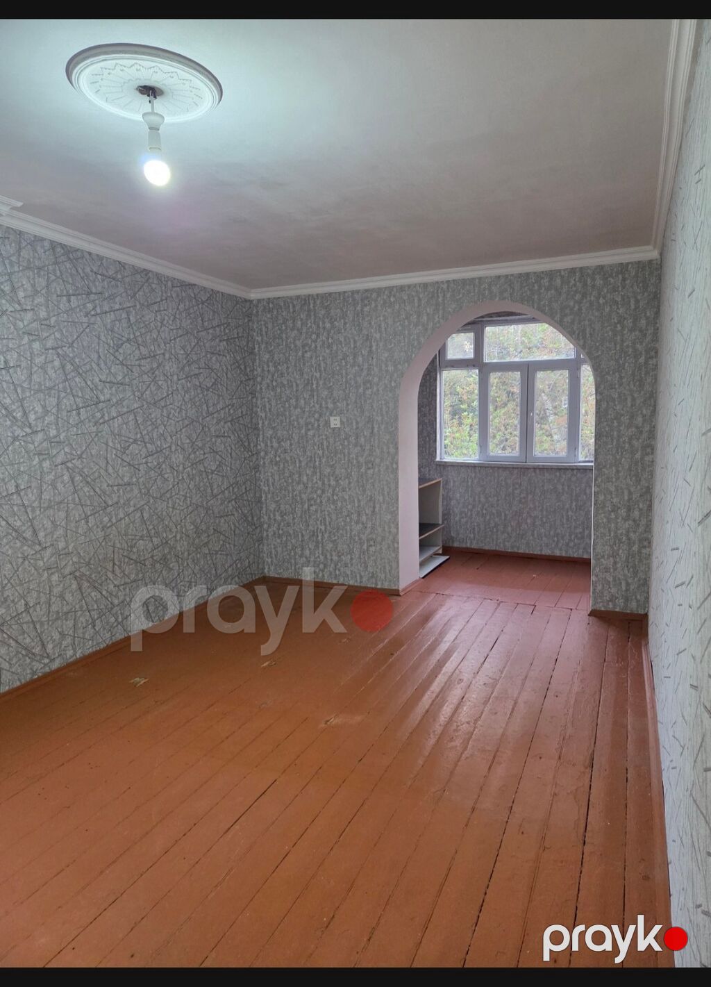 Kirayə üçün işıqlı 1 otaqlı mənzil. Geniş qonaq otağı taxta döşəmə — Mənzil, Sumqayıt (2)