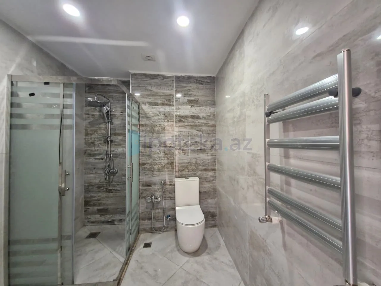 Satılır: 2 Otaq, Yeni tikili, Binəqədi r., 7-ci mkr q., 82.00 m² — Mənzil, Bakı (7)