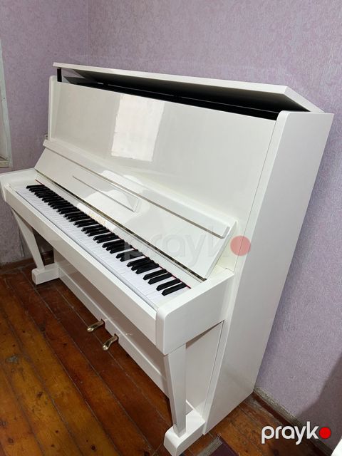 Pianino — Bakı
