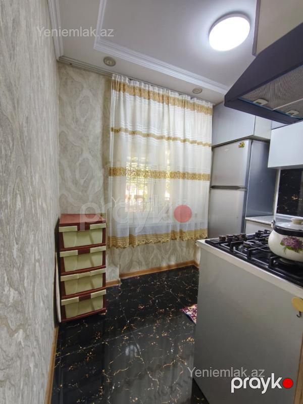 Satılır 1 otaqlı Bina evi menzil (Köhnə tikili), 32 m², 1-ci mikrorayon — Mənzil, Sumqayıt (8)