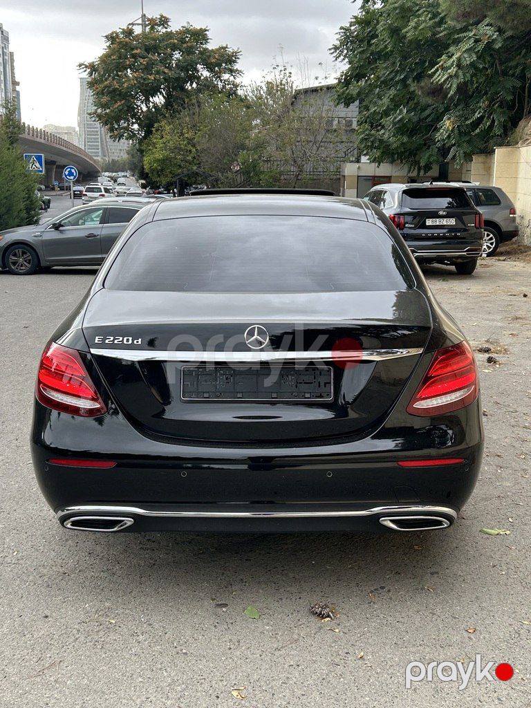 Mercedes E 220 d, 2.0 L, 2018 il, 204 000 km — Avtomobillər, Bakı (7)