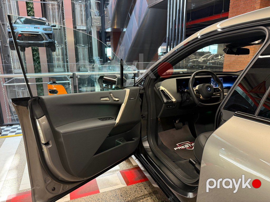 BMW iX, 105.2 kWh, 2024 il, 5 000 km — Avtomobillər, Bakı (8)