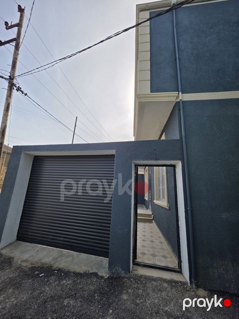 Satılır 5 otaqlı həyət evi/bağ evi 130 m² — Bakı