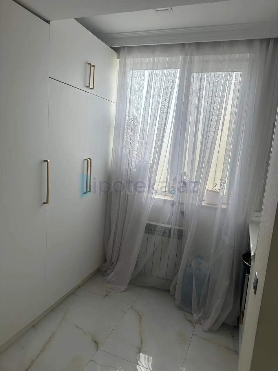 Satılır: 4 Otaq, Köhnə tikili, Yasamal r., 110.00 m² — Mənzil, Bakı (9)