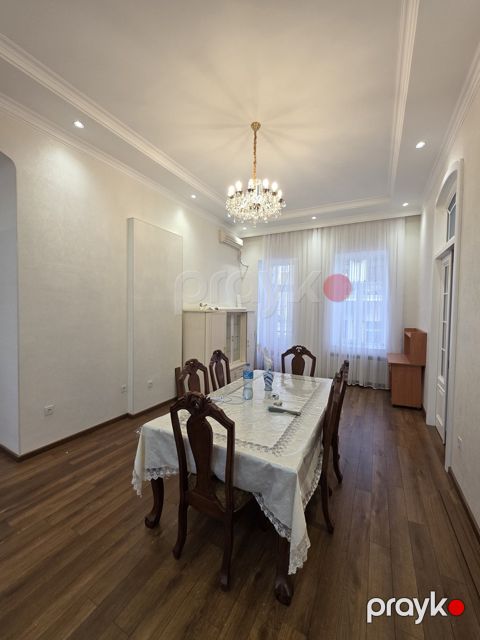 İcarəyə verilir 3 otaqlı köhnə tikili 100 m² — Bakı
