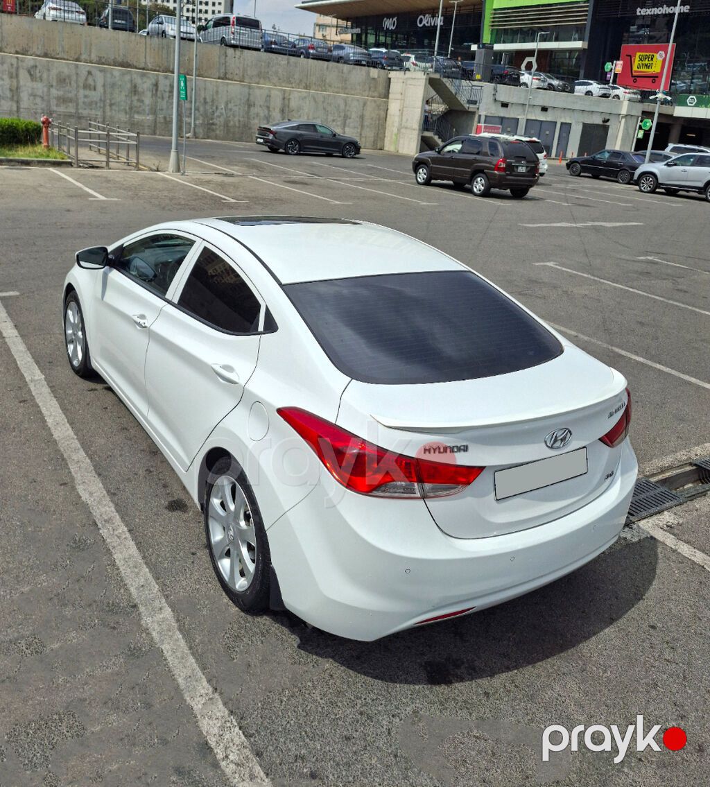 Hyundai Elantra: 1.8 l 2013 il Sedan — Avtomobillər, Bakı (2)