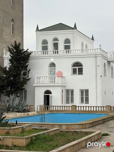 Satılır 7 otaqlı həyət evi/bağ evi 265 m² — Bakı