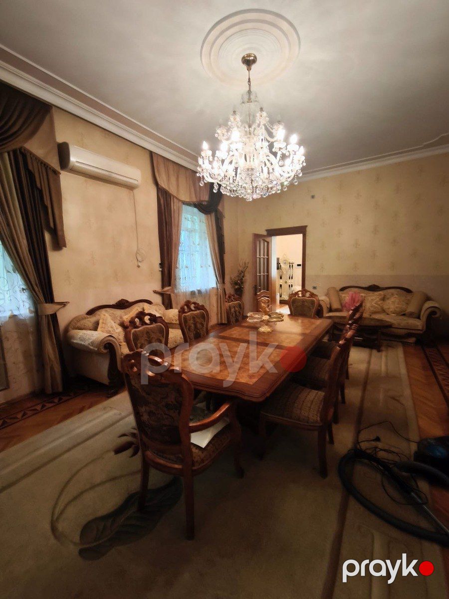 Satılır 7 otaqlı həyət evi/bağ evi 350 m² — Ev, villa, Bakı (8)